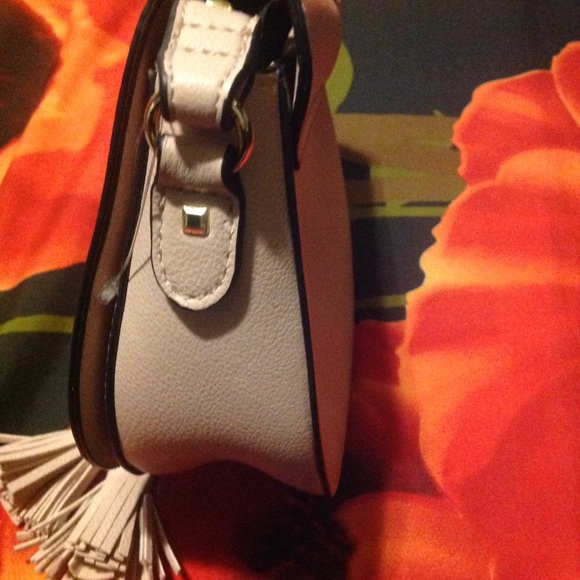 Victoria secret blush studded CROSS BODY bag - Picture 7 of 8